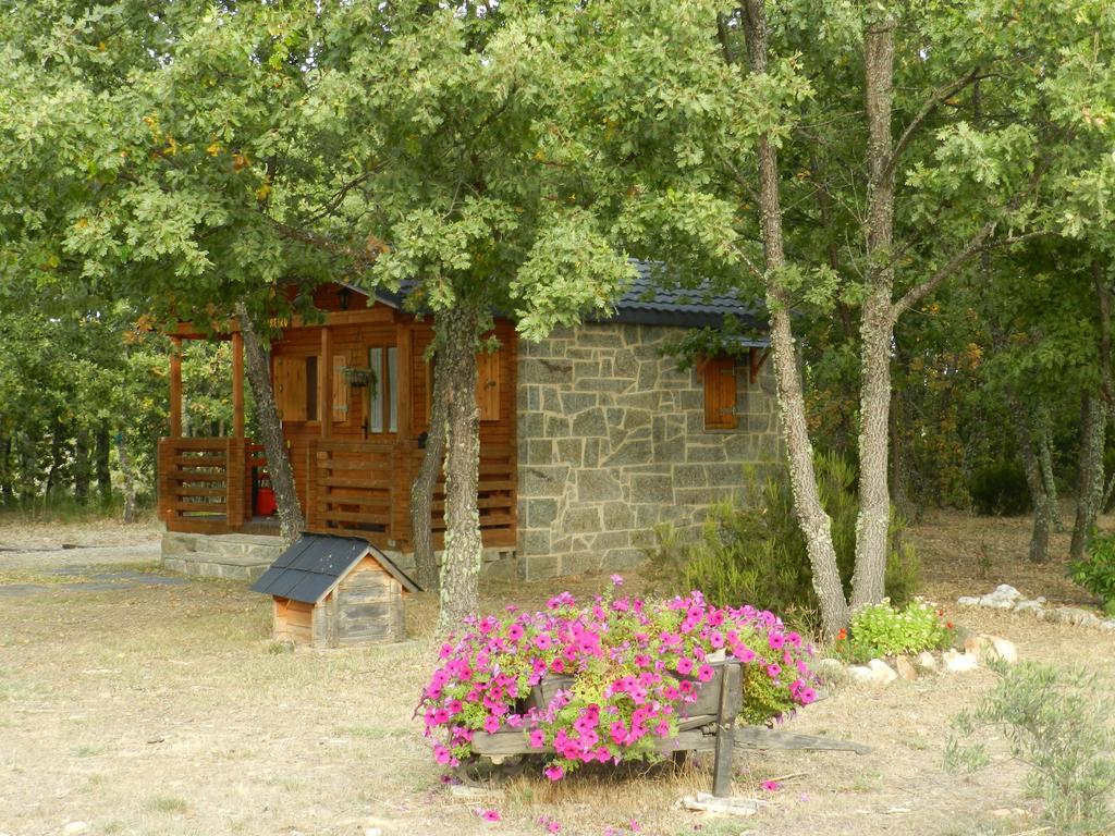 Manzanal de los Infantes Cabanas Vallecino מראה חיצוני תמונה