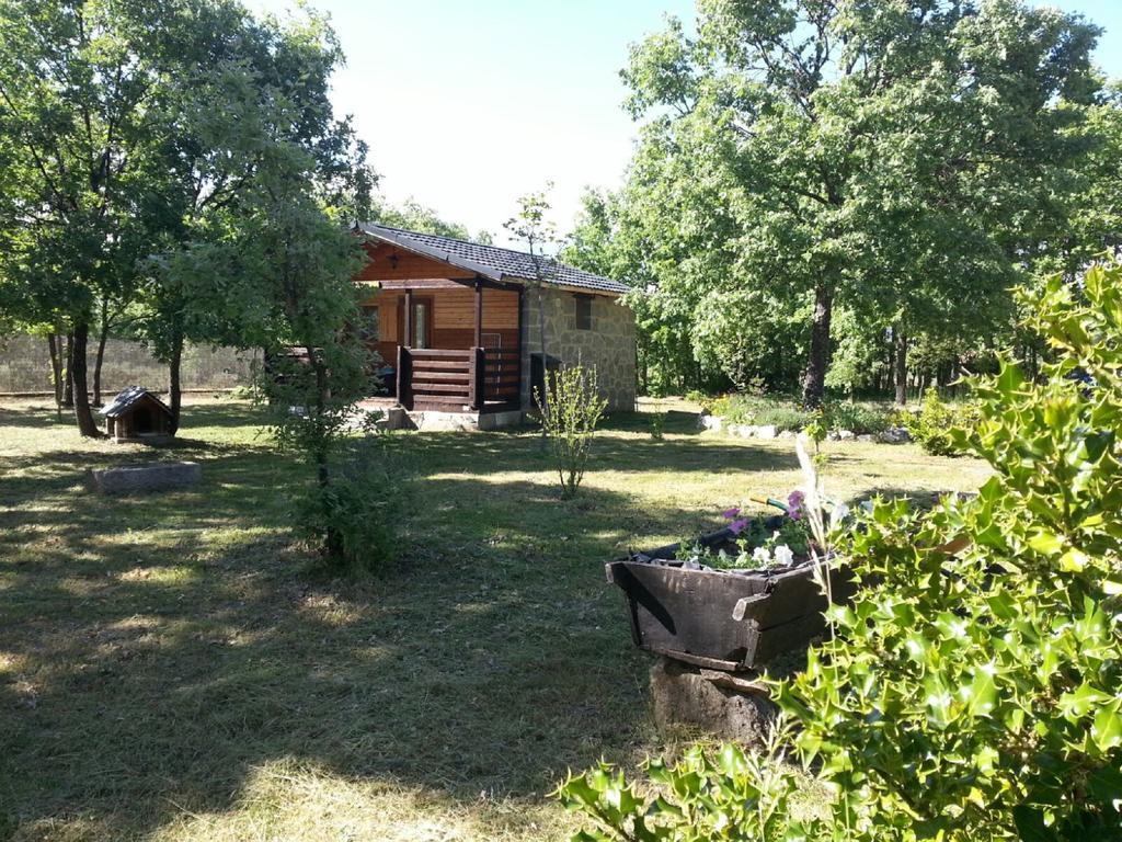 Manzanal de los Infantes Cabanas Vallecino מראה חיצוני תמונה