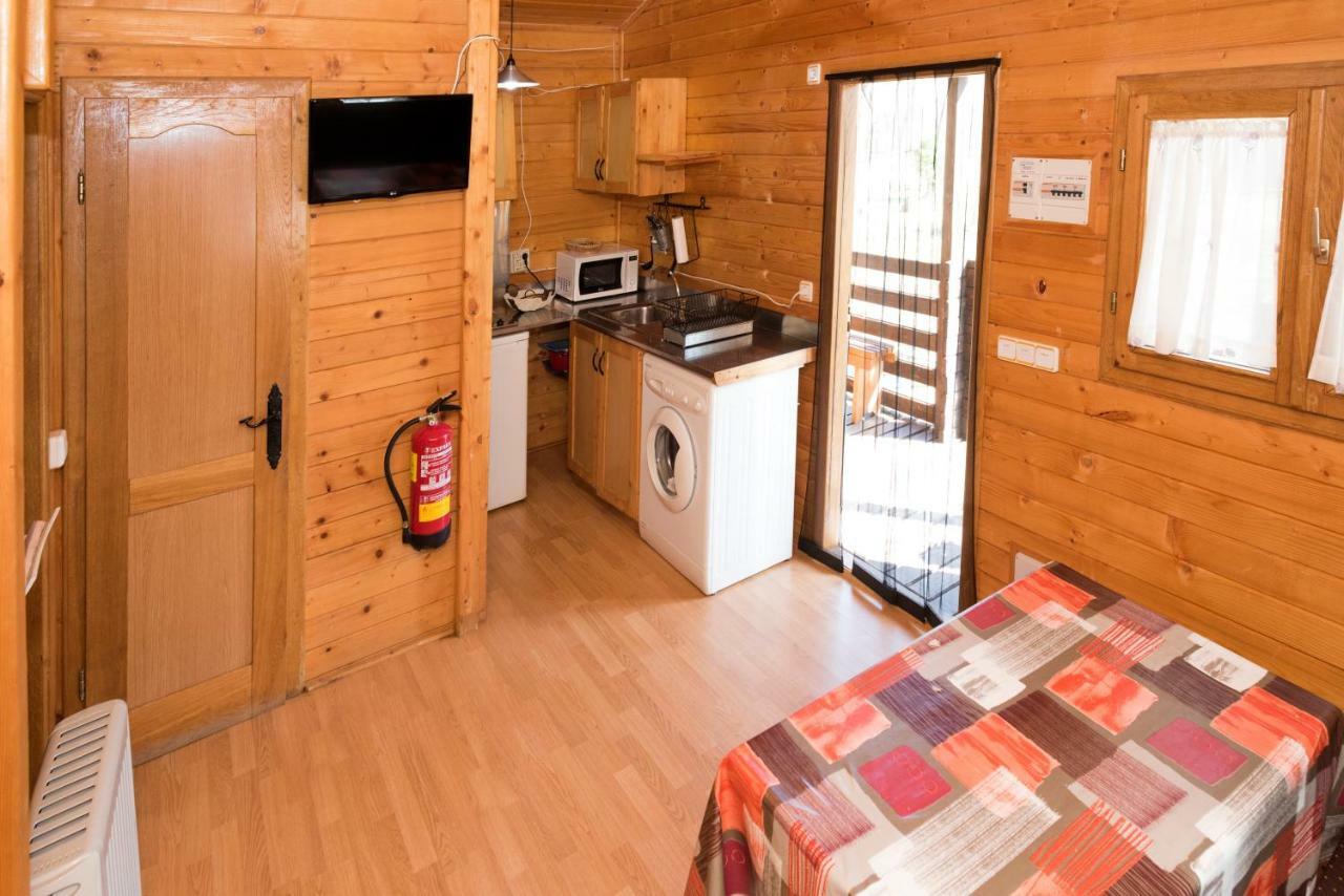 Manzanal de los Infantes Cabanas Vallecino מראה חיצוני תמונה