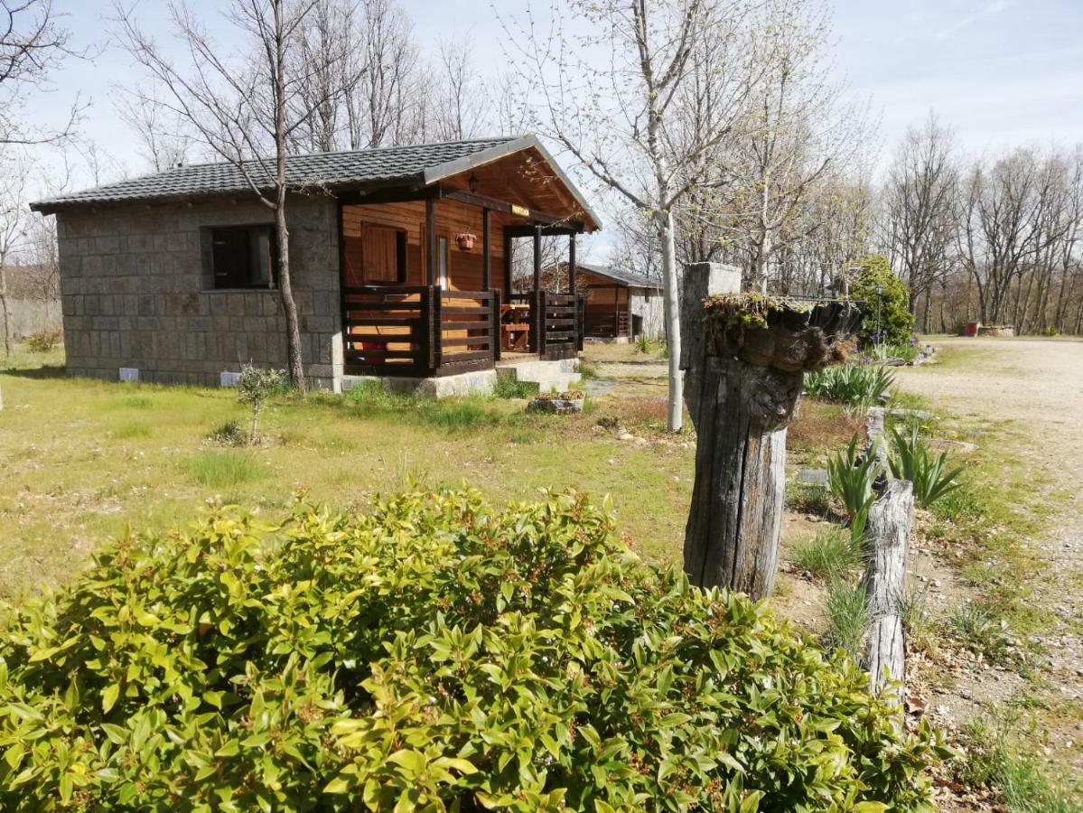 Manzanal de los Infantes Cabanas Vallecino מראה חיצוני תמונה